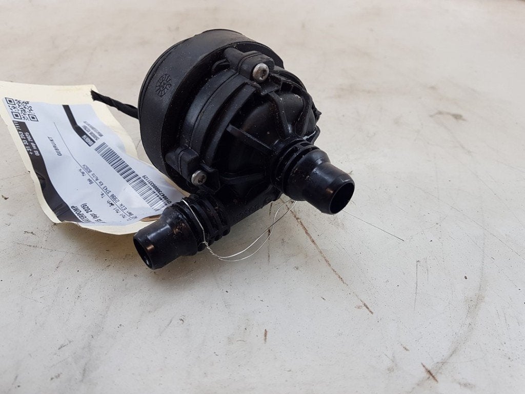 EXTRA EAU POMPE X5 (G05) (|8840614|64218840614|884061401|), Robert Bosch AG, Utilisé, BMW, Robert-Bosch-Allee 1
74232  Abstatt, DE