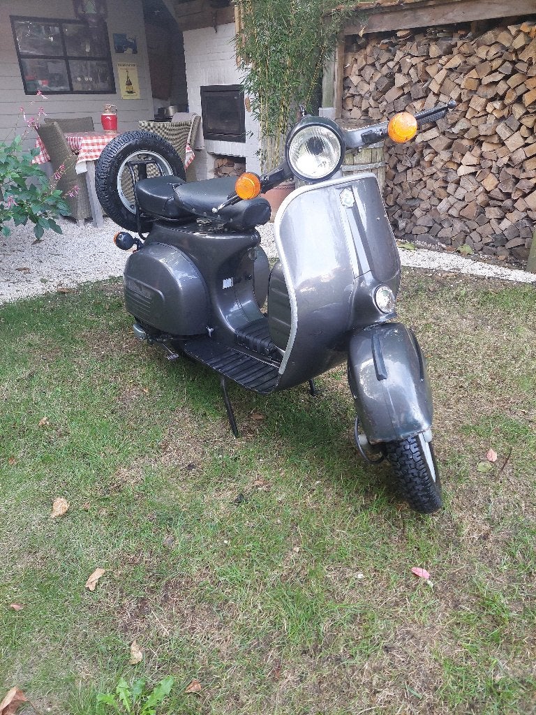 BAJAJ CHETAK(VESPA), Scooter, Particulier