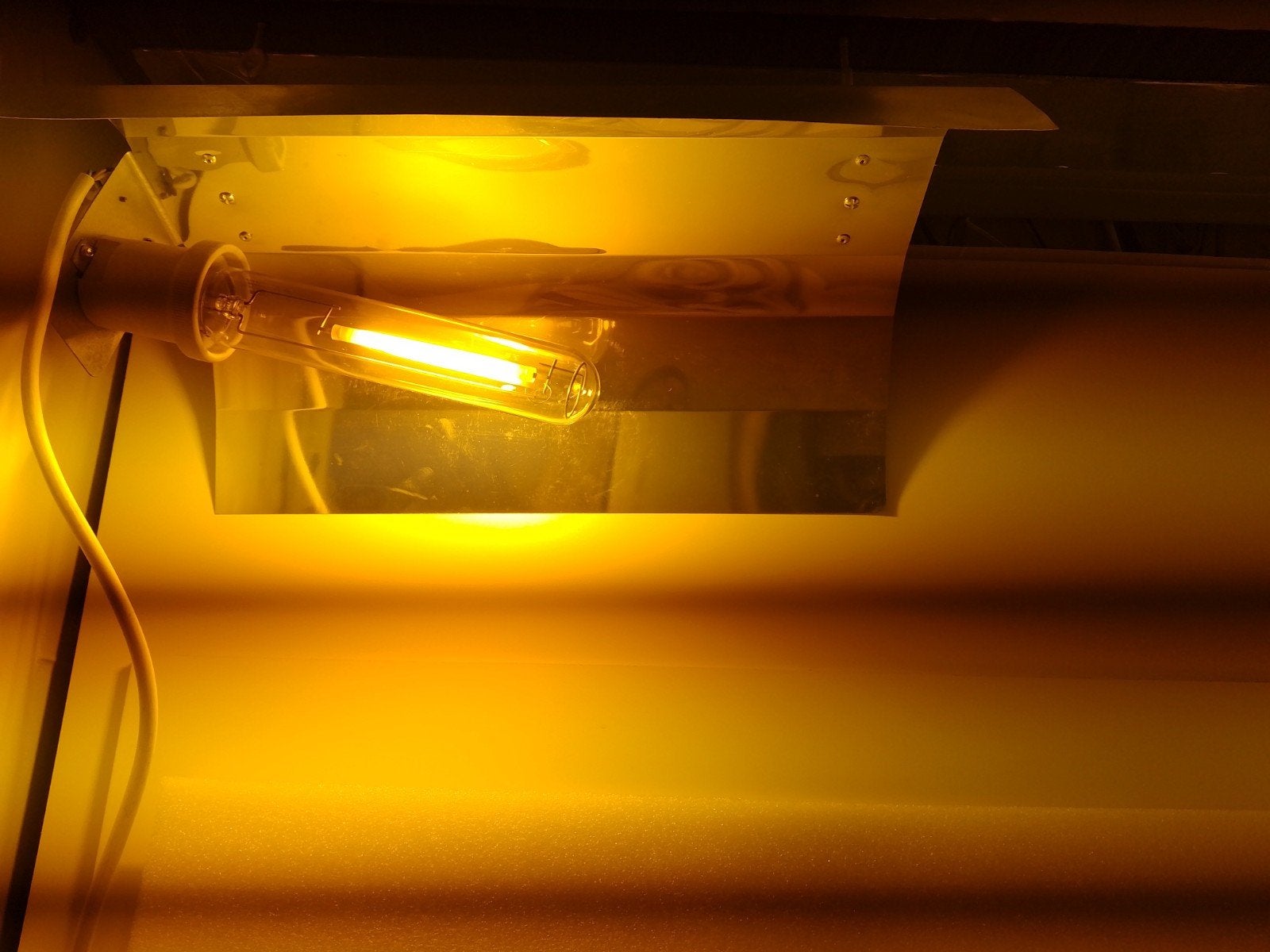 Sylvania 400w natriumlamp met reflector., Ophalen