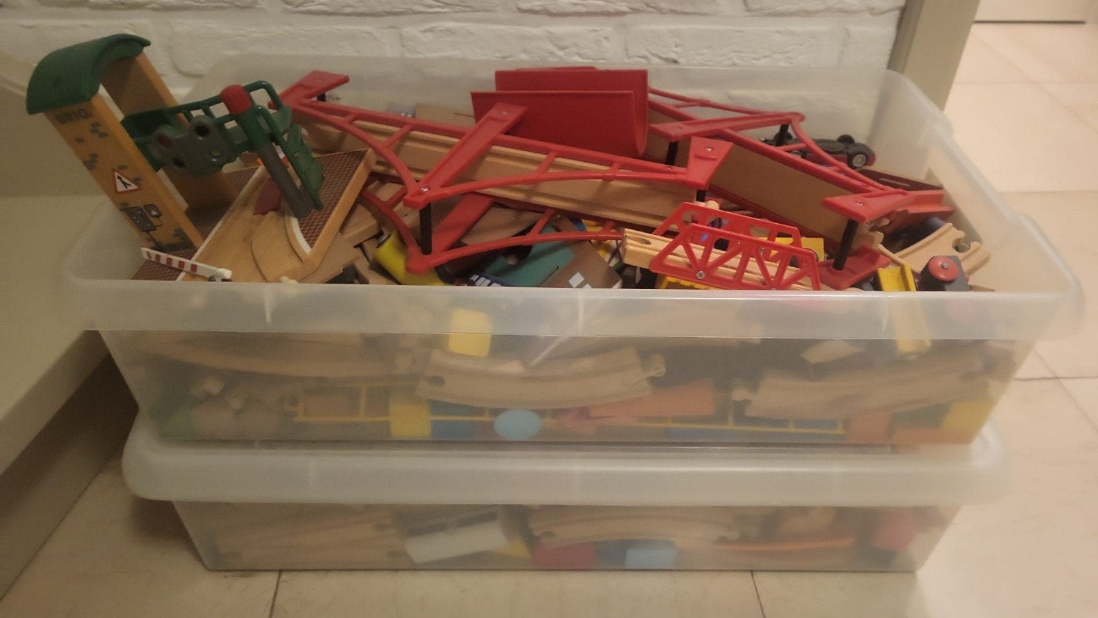 2 dozen houten treinspoor en attributen ikea, Ophalen, Zo goed als nieuw