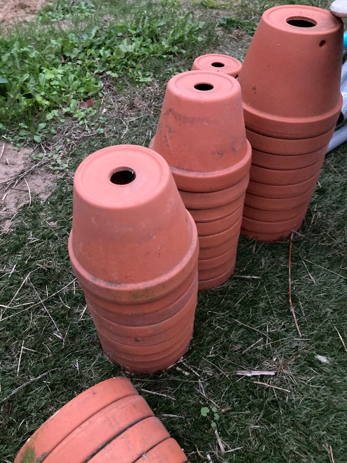 Pots de fleurs en terre cuite - prix par 100 ou par 10, Balcon, Rond, Enlèvement, Utilisé