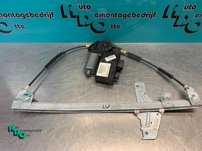 Mécanique vitre 4portes avant gauche d'un Peugeot 307 (307, Autos : Pièces & Accessoires, -, 3 mois de garantie, Utilisé, -