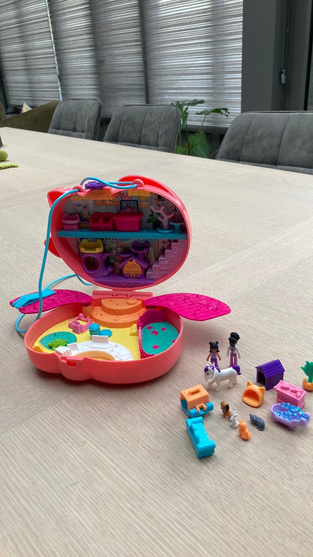 Polly Pocket Shani de knuffelkat, Kinderen en Baby's, Ophalen, Zo goed als nieuw