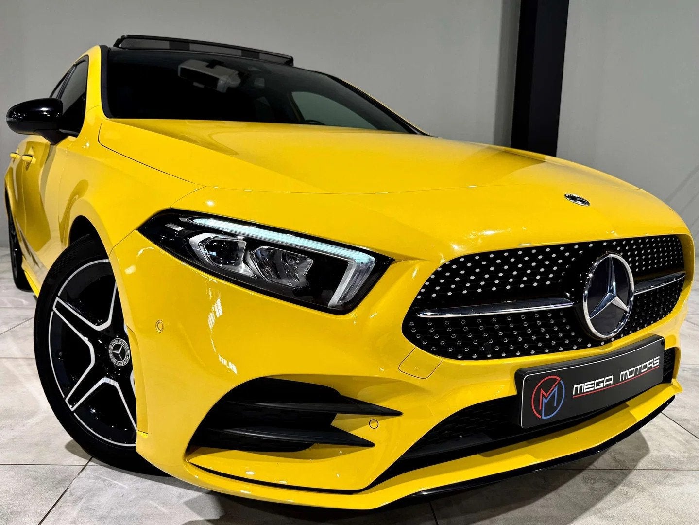 Mercedes-Benz A-CLASS 180 2.0d 116CV PACK AMG" PACK NiGHT" P, Autos, Commande vocale, Classe A, Euro 6, Entreprise