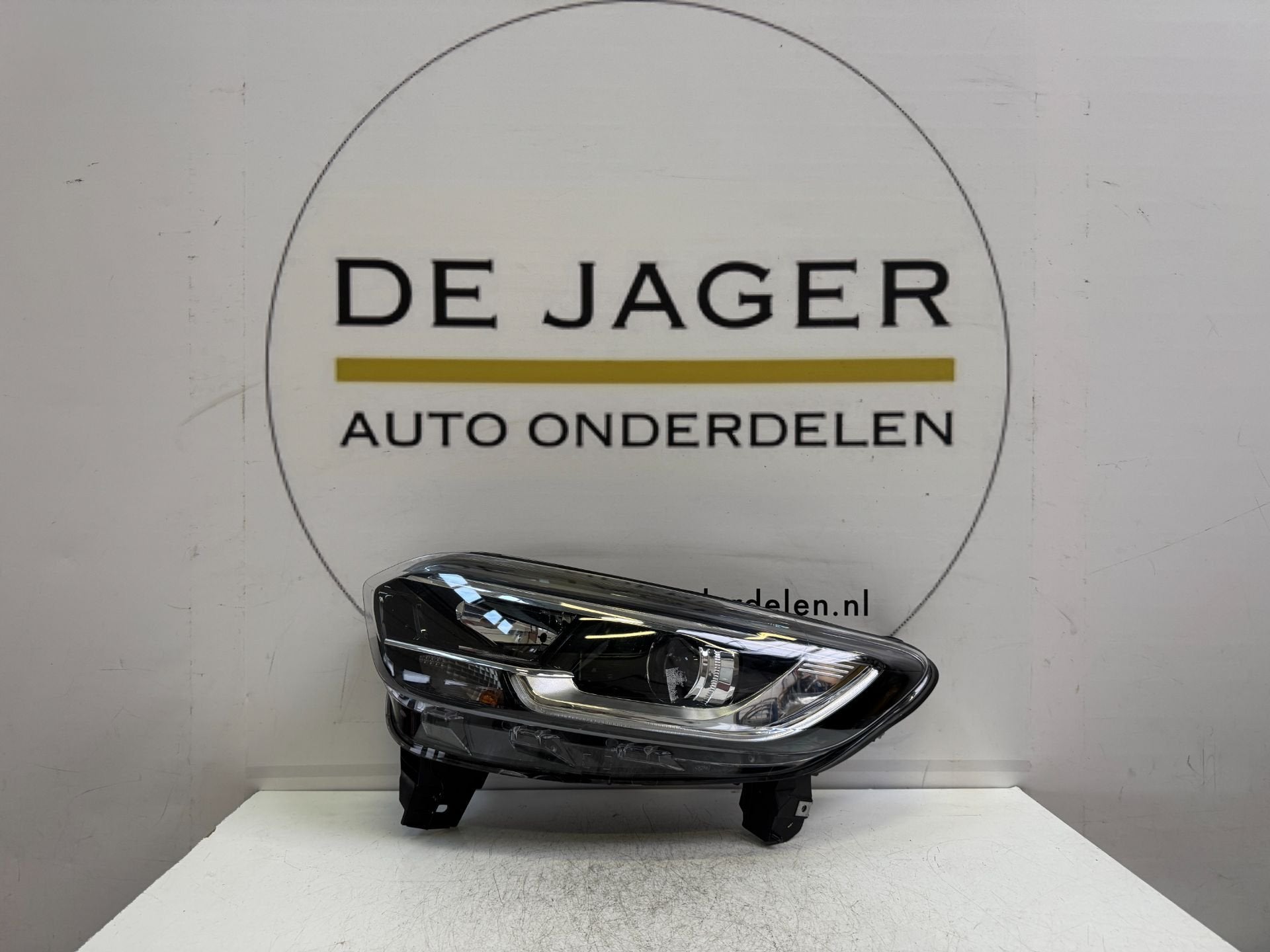 Phare LED gauche Renault Kadjar 260600479R d'origine, Renault Group, Contact.group@renault.com, Renault, Utilisé