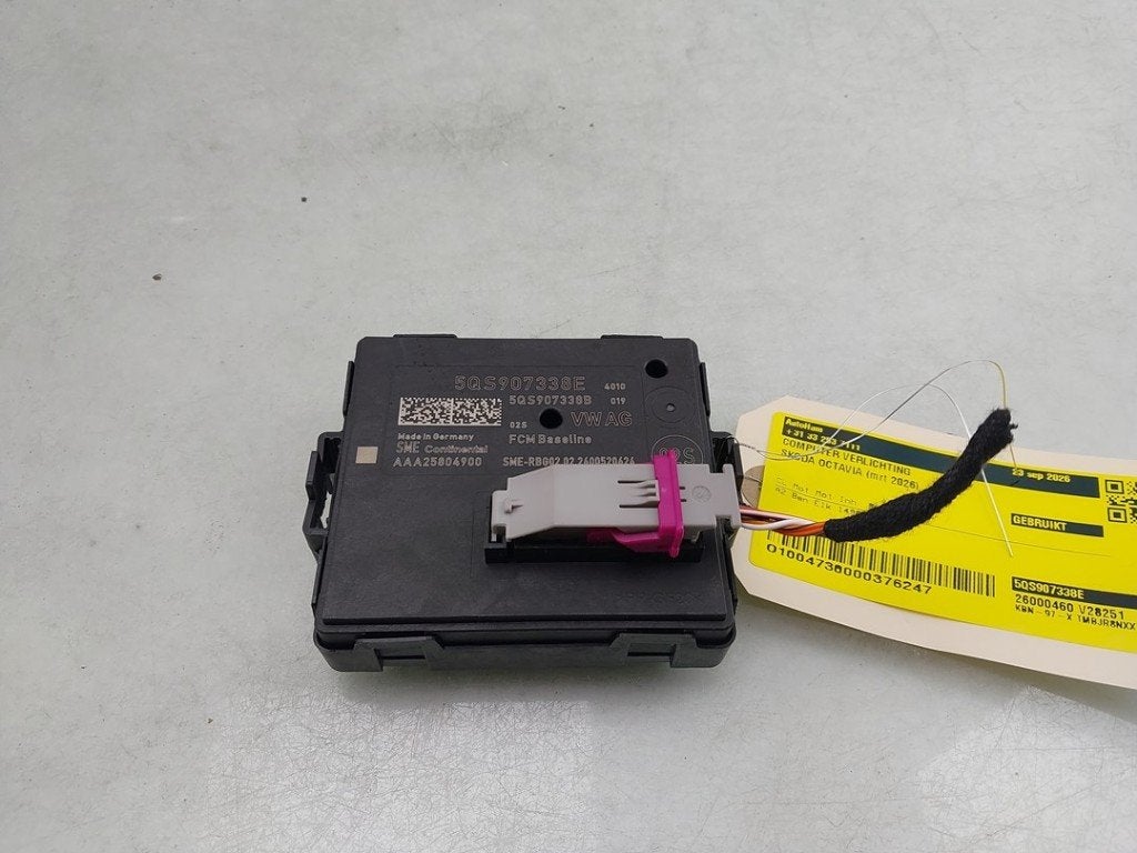 COMPUTER VERLICHTING Octavia Combi (NXAC) (|5QS907338E|), Gebruikt, Info@skoda-auto.de, Skoda, Max-Planck-Straße  3-5
64331  Weiterstadt, DE