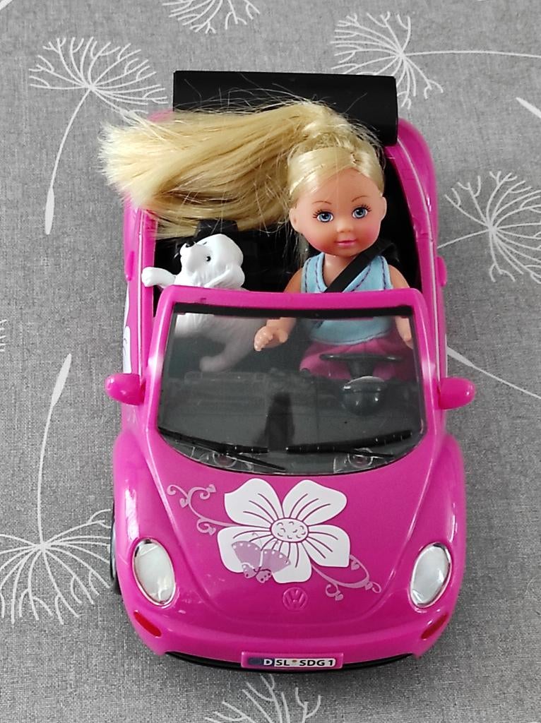 popje Evi met hond in auto, Kinderen en Baby's, Speelgoed | Poppen, Ophalen of Verzenden, Gebruikt