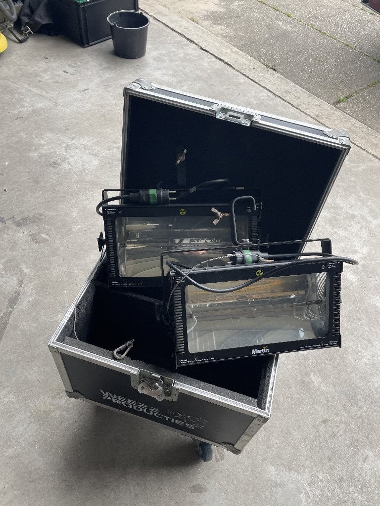 Martin Atomic 3000 DMX Stroboscopen in Flightcase, Enlèvement, Utilisé, Lumières, Couleur