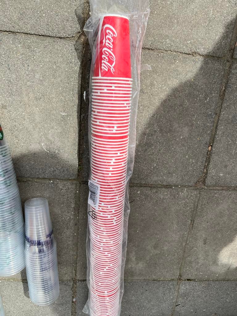 Kartonen drinkbeker meerder 100stuks  in een pak, Huis en Inrichting, Woonaccessoires | Deurstoppers, Ophalen, Zo goed als nieuw