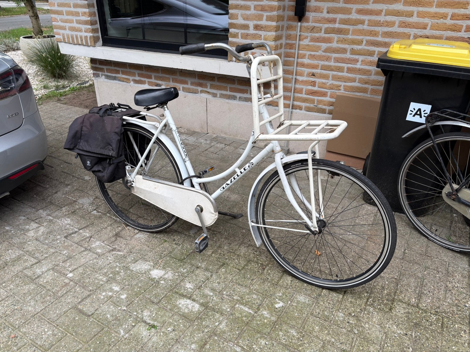 Hollandse fiets van Gazelle in het wit, Enlèvement ou Envoi, Comme neuf