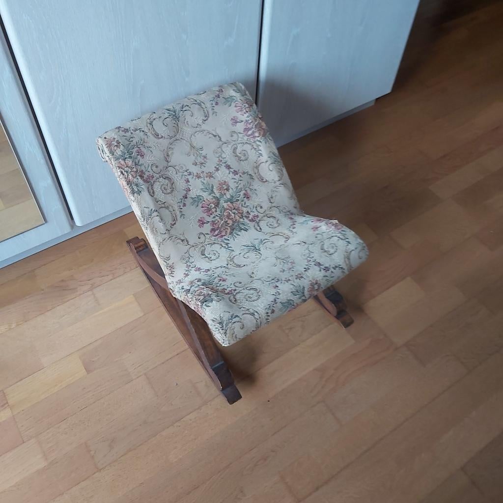 Voetenbankje in gobelin stof, Huis en Inrichting, Ophalen, Stof
