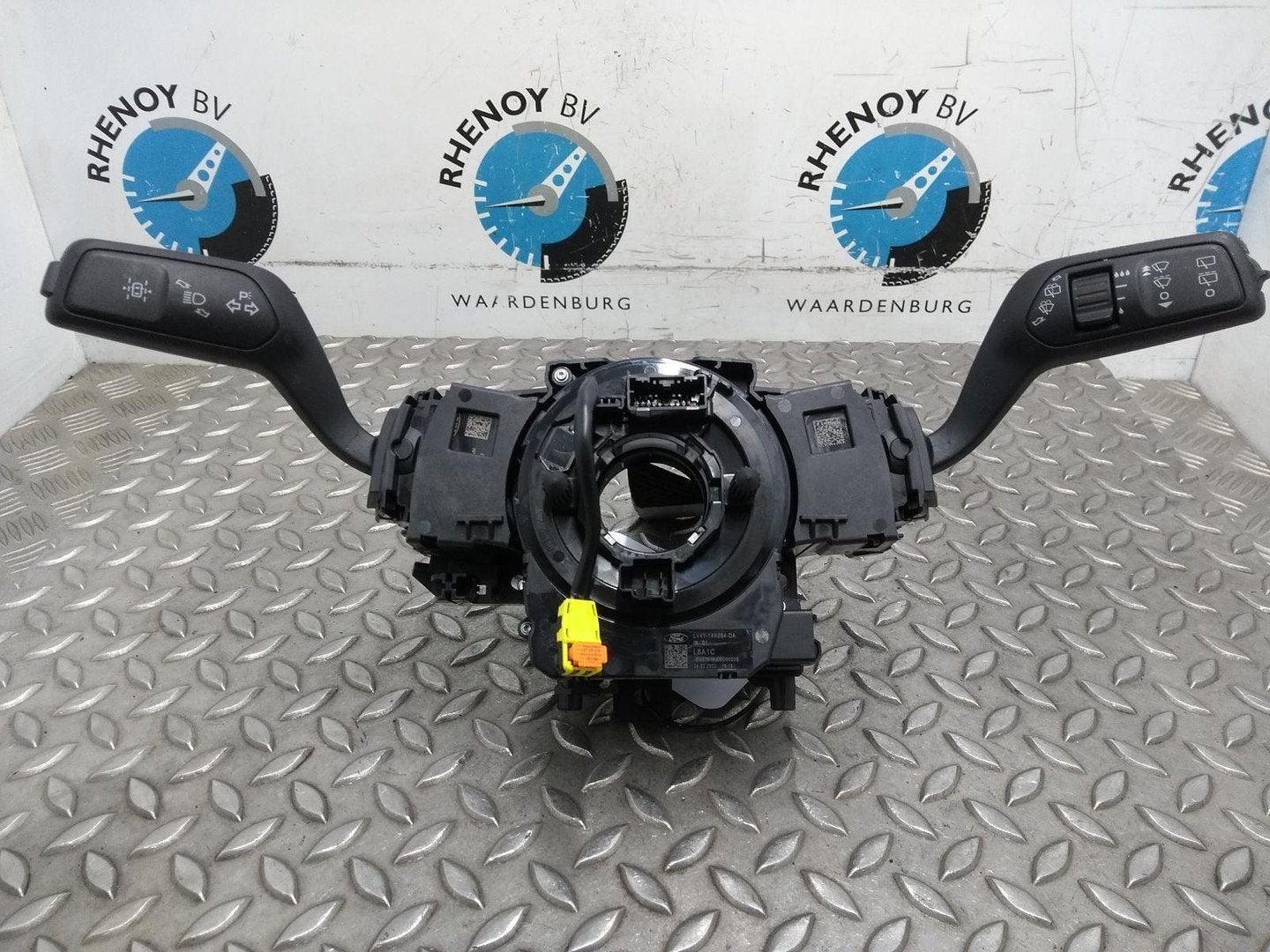FORD KUGA KOLOM SCHAKELAAR LV4T3F944VD 2023, Auto-onderdelen, Dashboard en Schakelaars, Gebruikt, ARN erkend, Stiba lid, Erkend duurzaam