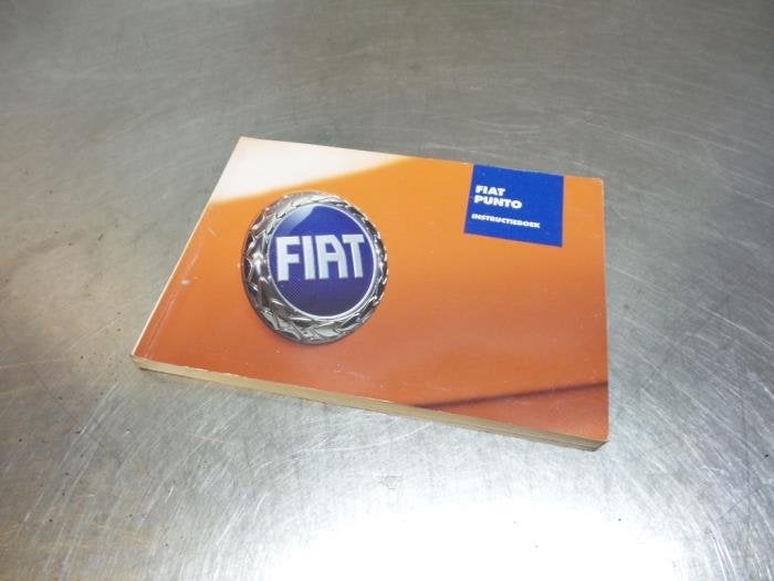 Livret d'instructions d'un Fiat Punto Grande, -, 3 mois de garantie, Utilisé, Fiat