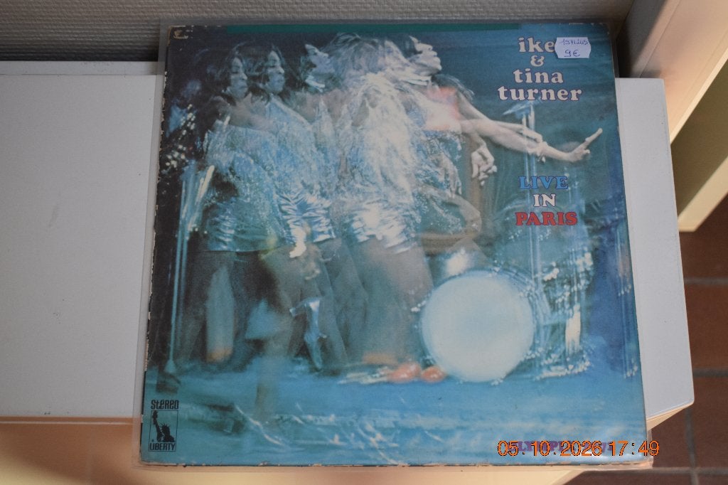 LP : Ike & Tina Turner - Live in Paris (2 LP's), Beschermende buitenhoes, Ophalen of Verzenden, Gebruikt, LP