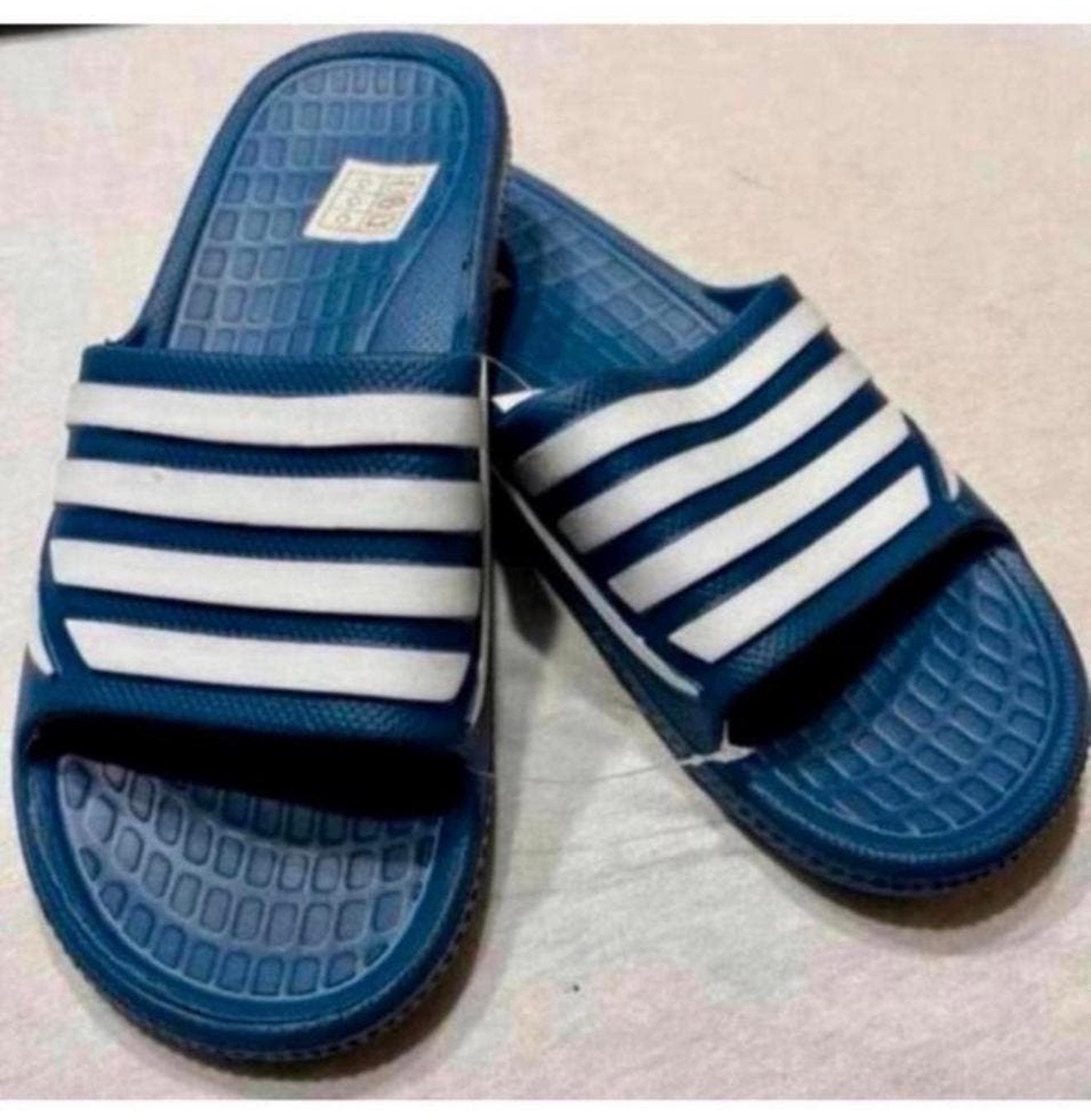 Slippers Maat 43 sandalen muiltjes badslippers teenslippers, Kleding | Heren, Schoenen, Slippers, Blauw, Nieuw, Ophalen of Verzenden