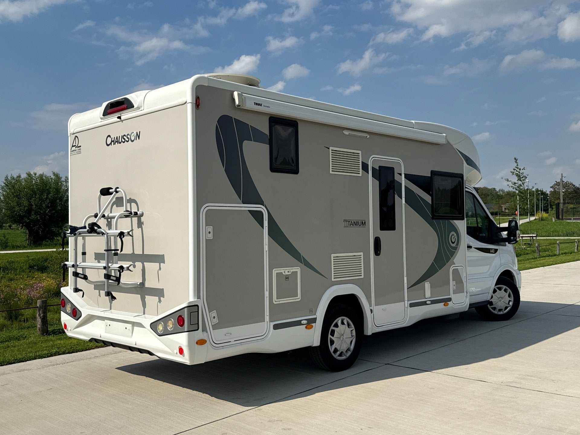 CHAUSSON 640 TITANIUM AUTOMAAT, 22.746KM, ELEKT HEFBED FULL, Caravans en Kamperen, Automaat, Airbags, Airconditioning, Diesel