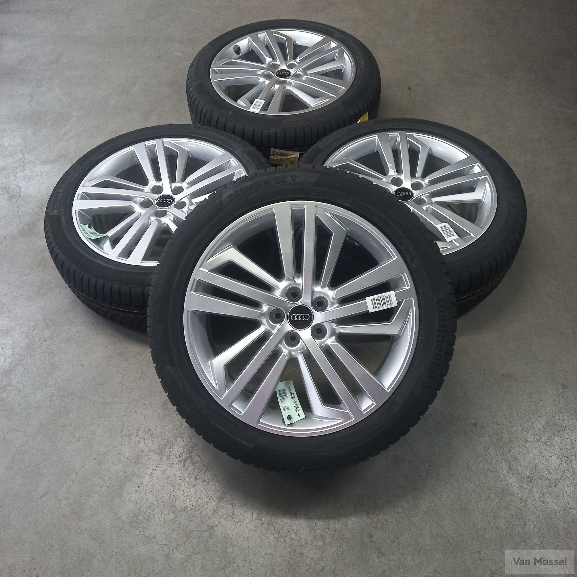 Audi Q5 Continental WinterContact TS850P 255/45/R20 101V, Pneus et Jantes, Pneus hiver, 255 mm, Véhicule de tourisme