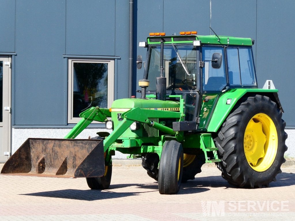 John Deere 2130 2wd, John Deere, JDFCustomerSupport@JohnDeere.com, John Deere, Jusqu'à 80 ch