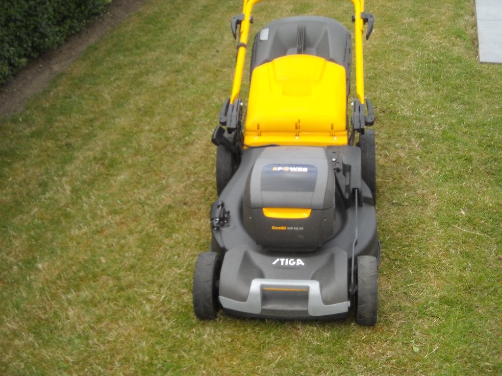 Accu grasmaaier, Jardin & Terrasse, Tondeuses à gazon, Fonction de mulching, Tondeuse rotative, Utilisé, Stiga