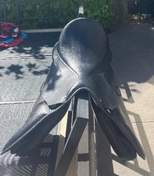TE KOOP: Wintec All Purpose 17,5” zadel (2022), Animaux & Accessoires, Chevaux & Poneys | Selles, Enlèvement, Comme neuf, Autres espèces