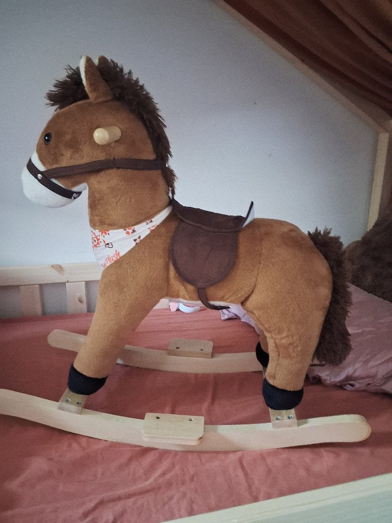 Cheval à bascule, Enlèvement, Comme neuf