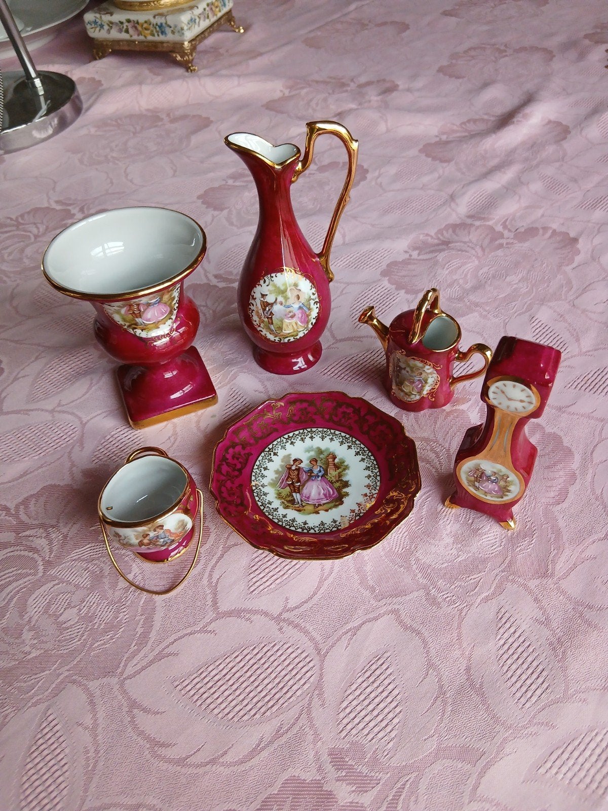 Setje rode limoges, Ophalen