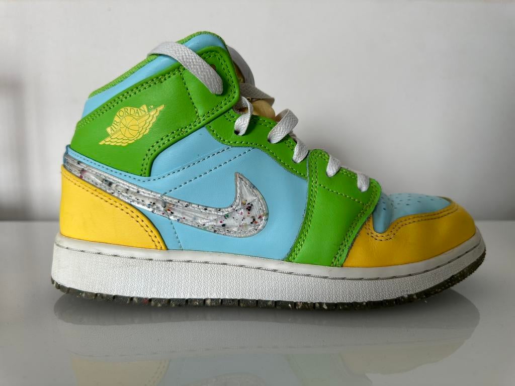 Nike Jordan 1 MID SE Recycled Grint, Vêtements | Femmes, Chaussures, Sneakers et Baskets, Porté, Jaune, Enlèvement ou Envoi