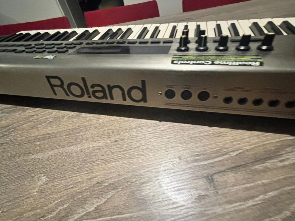 Roland RS-5 Synthesizer Keyboard – Needs Repair, Ophalen, Gebruikt, Volume