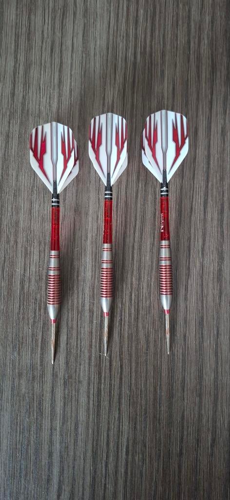 Dartspijlen red dragon reflex, Sport en Fitness, Darts, Ophalen