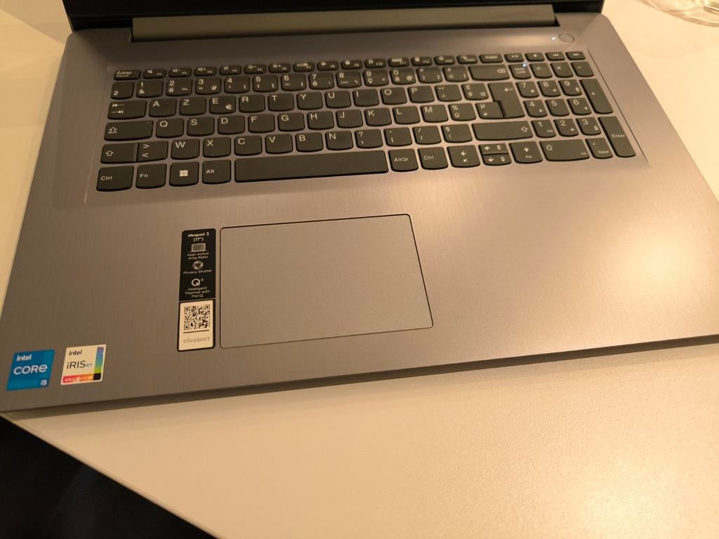 Lenovo IdeaPad 3 - il n'a que 1 an !, Enlèvement ou Envoi, 17 pouces ou plus, 8 GB, SSD
