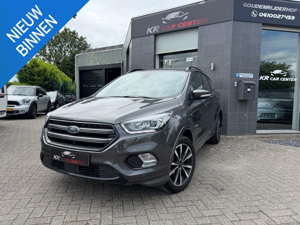 Ford Kuga 1.5 ST-line TREKHAAK-STRVERWARMING, Stof, 4 cilinders, 5 zetels, 5 deurs