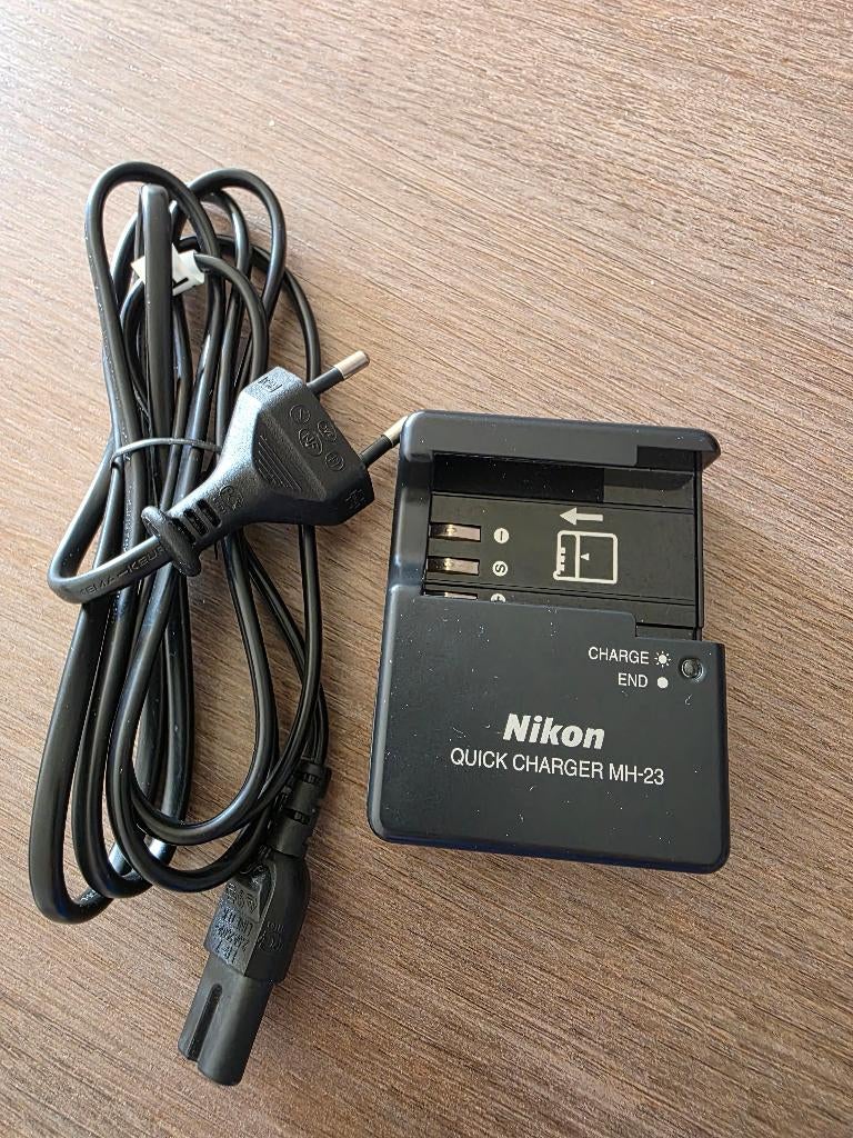 Chargeur rapide MH-23 - Nikon, Enlèvement ou Envoi, Comme neuf