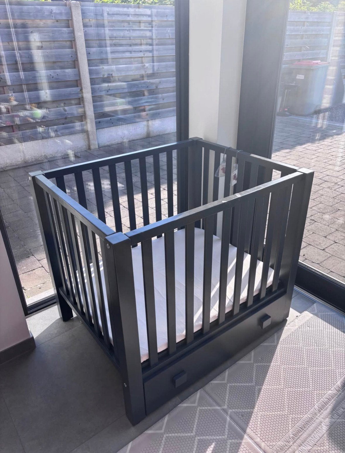 Babypark met opberglade, Ophalen, Zo goed als nieuw