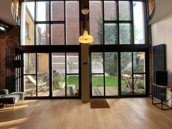 Espace polyvalent - réunions, cours, ateliers, formations, Zakelijke goederen, Bedrijfs Onroerend goed, 100 m², Huur, Creatieve ruimte
