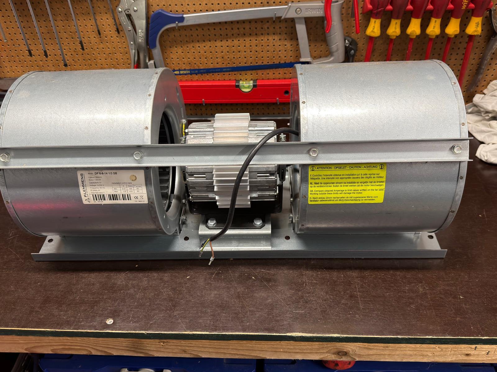 PLEMMENS Dubbele centrifugaal ventilator, Doe-het-zelf en Bouw, Ophalen, Zo goed als nieuw, Elektromotor