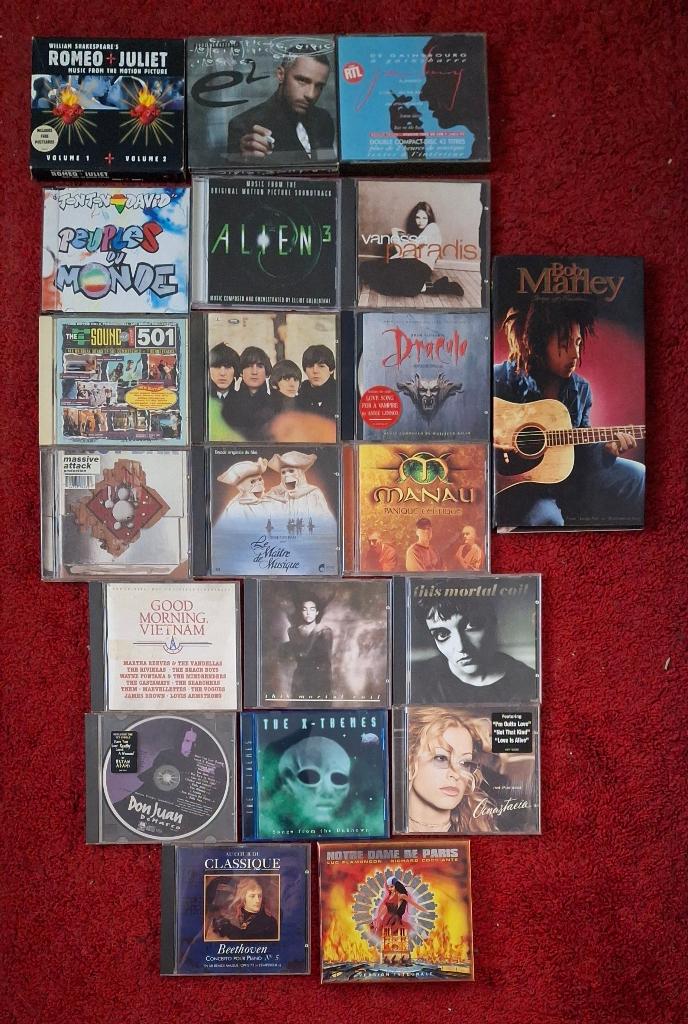 CD en bon état pop, rock, reggae, électro, musiques de films, CD & DVD, CD | Musiques de film & Bandes son, Utilisé, Coffret, Enlèvement ou Envoi
