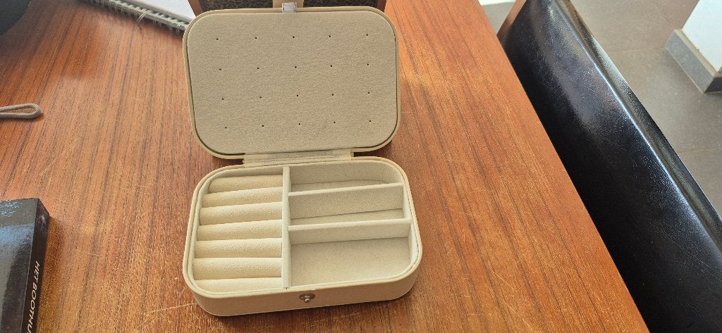 Juwelenkist, Enlèvement ou Envoi, Comme neuf, Beige, Softcase