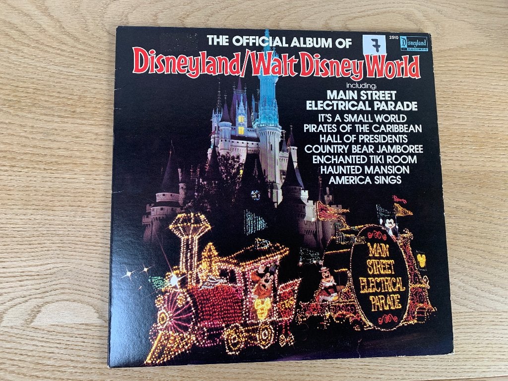 VINYL OFFICIAL ALBUM DISNEYLAND WALT DISNEY WORLD, Collections, Enlèvement ou Envoi, Comme neuf, Autres types