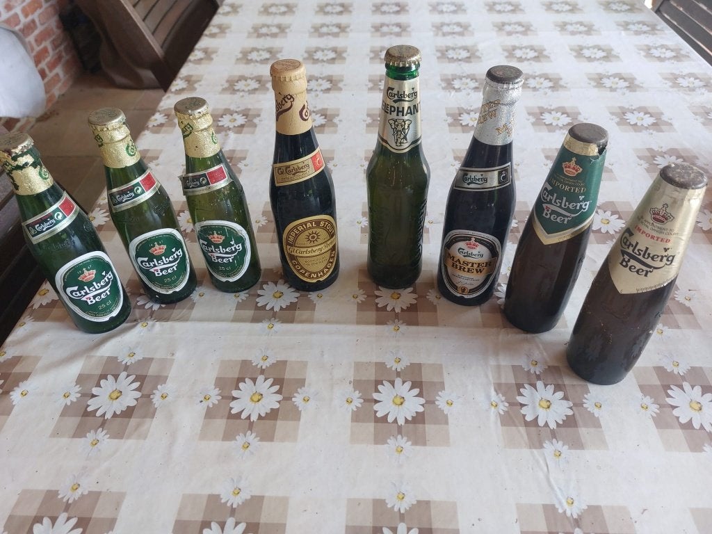 Assortiment flesjes Carlsberg gevuld, Verzamelen, Ophalen of Verzenden, Zo goed als nieuw, Flesje(s), Overige merken