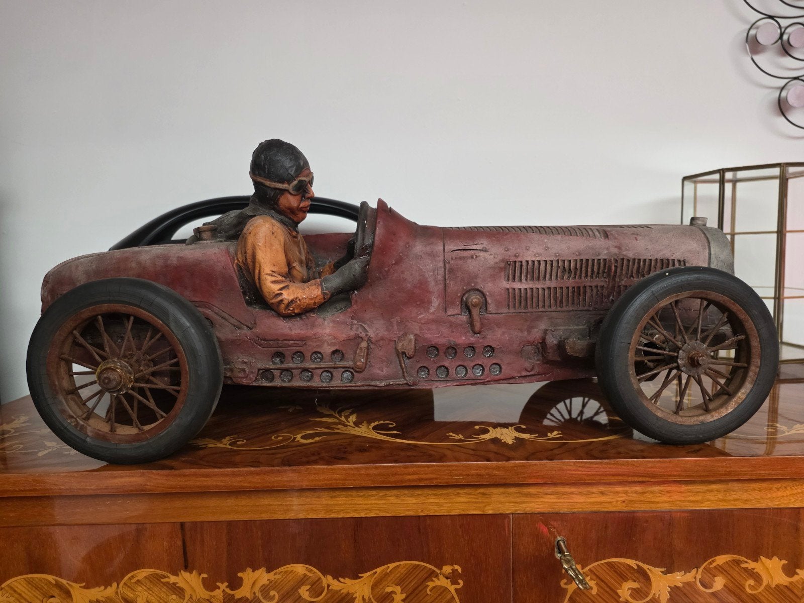 Bugatti in hars met chauffeur - 0,5 m
Klassieke Bugatti race, Ophalen