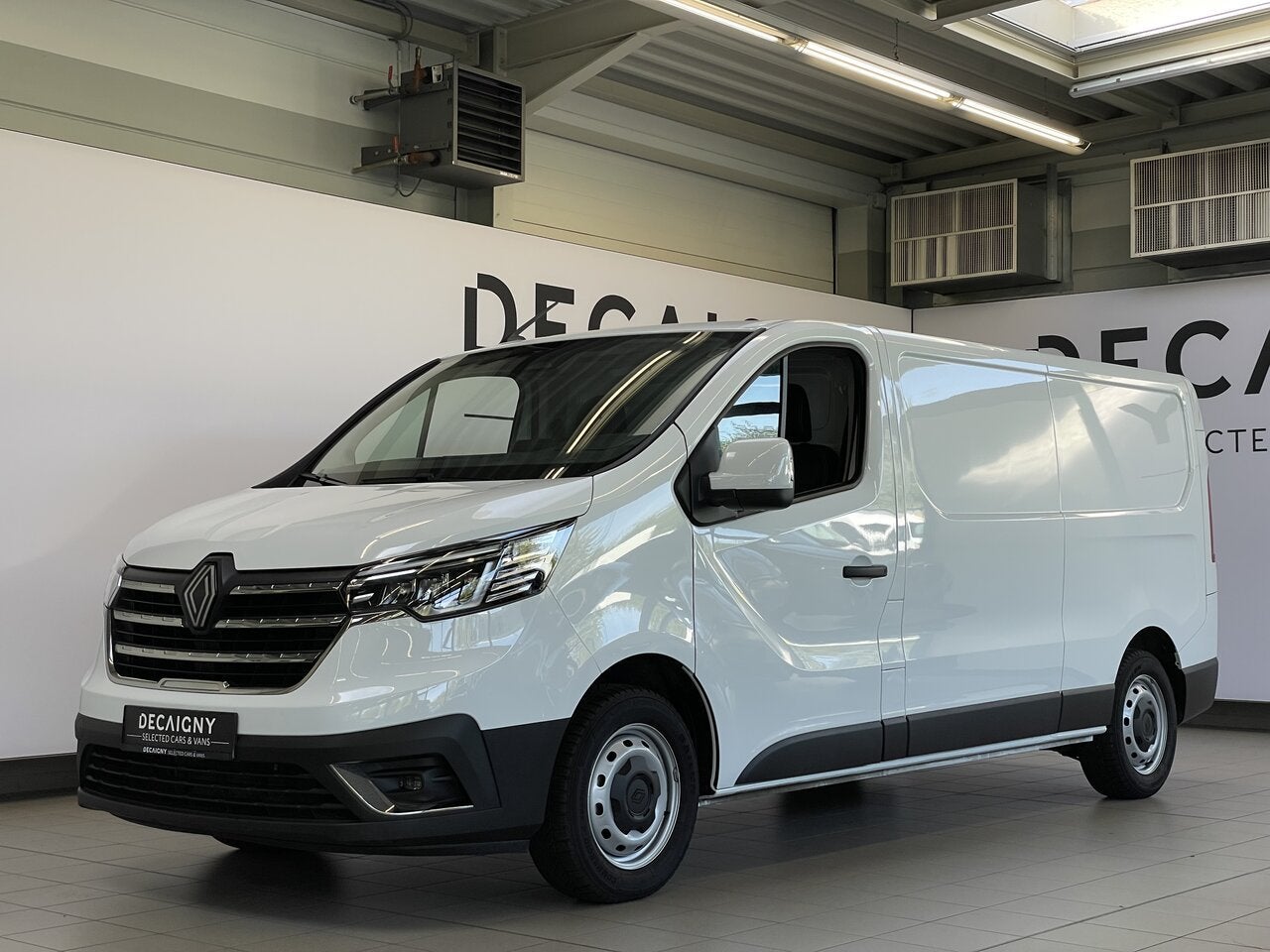 Renault Trafic 2.0 dCi *Camera*Vloer & Wanden*Carplay, Auto's, Voorwielaandrijving, Wit, Start-stop-systeem, Bedrijf