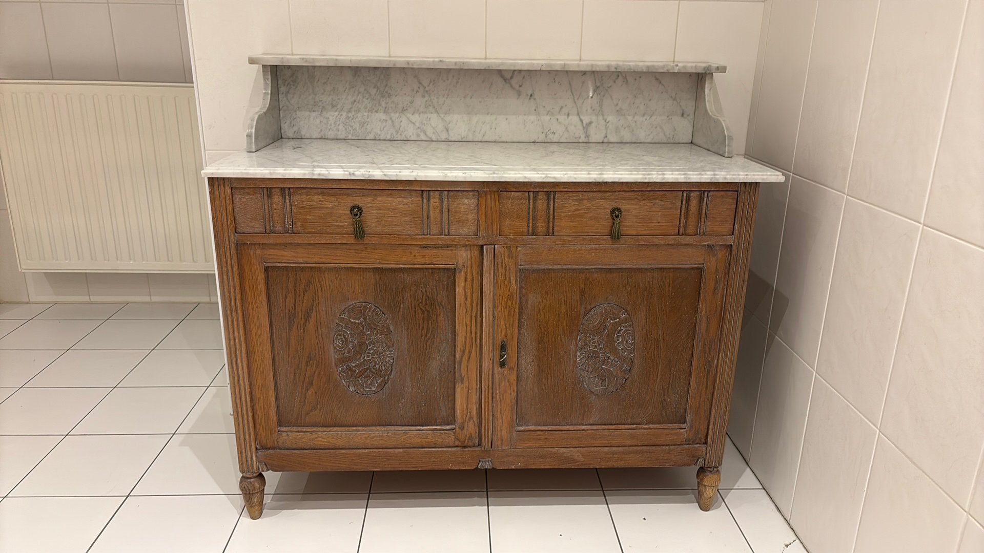 Commode kast met wit marmeren blad, Ophalen, Zo goed als nieuw, Commode