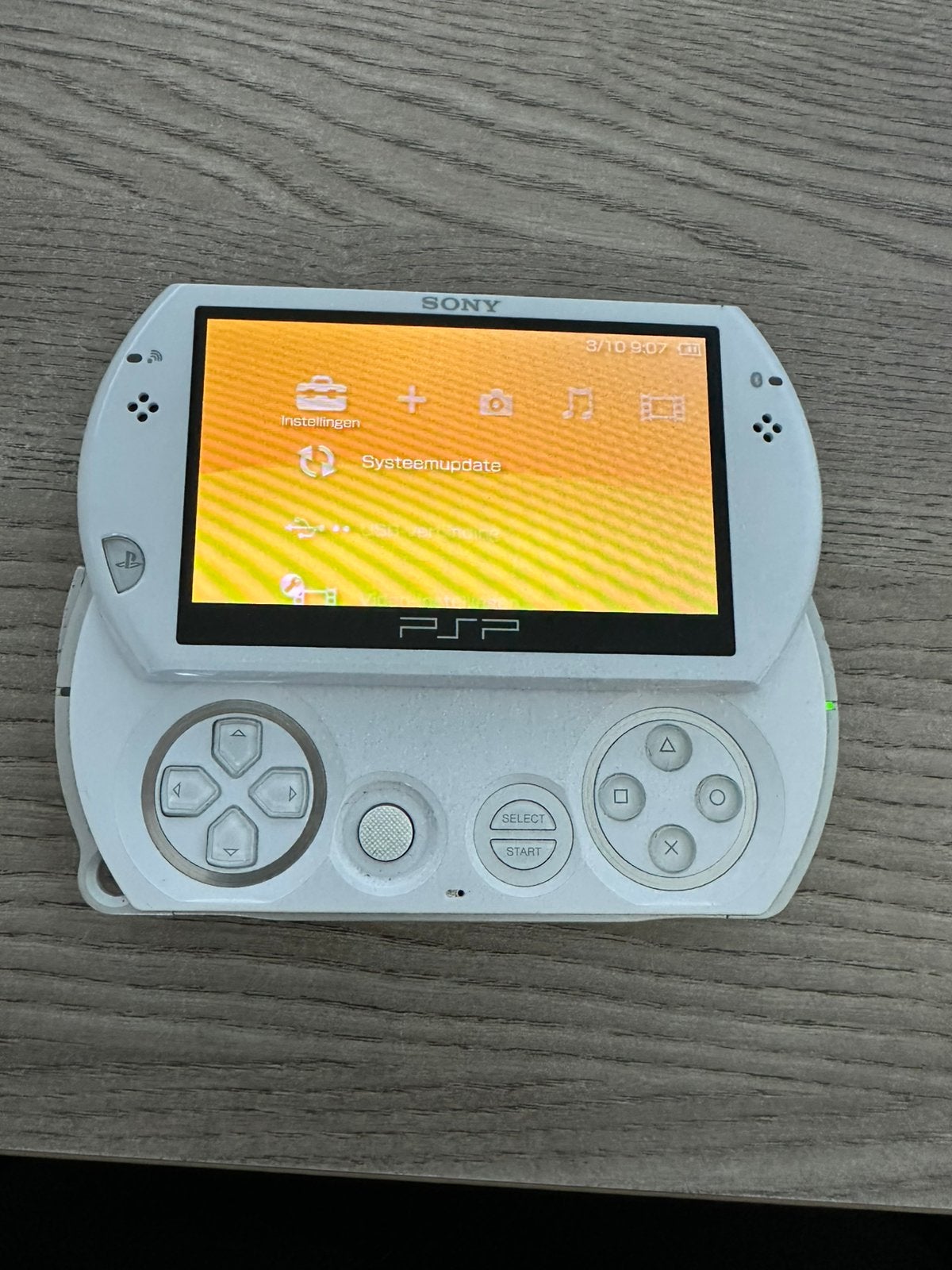 Sony PSP Go, Games en Spelcomputers, Ophalen, Gebruikt, Wit, PSP