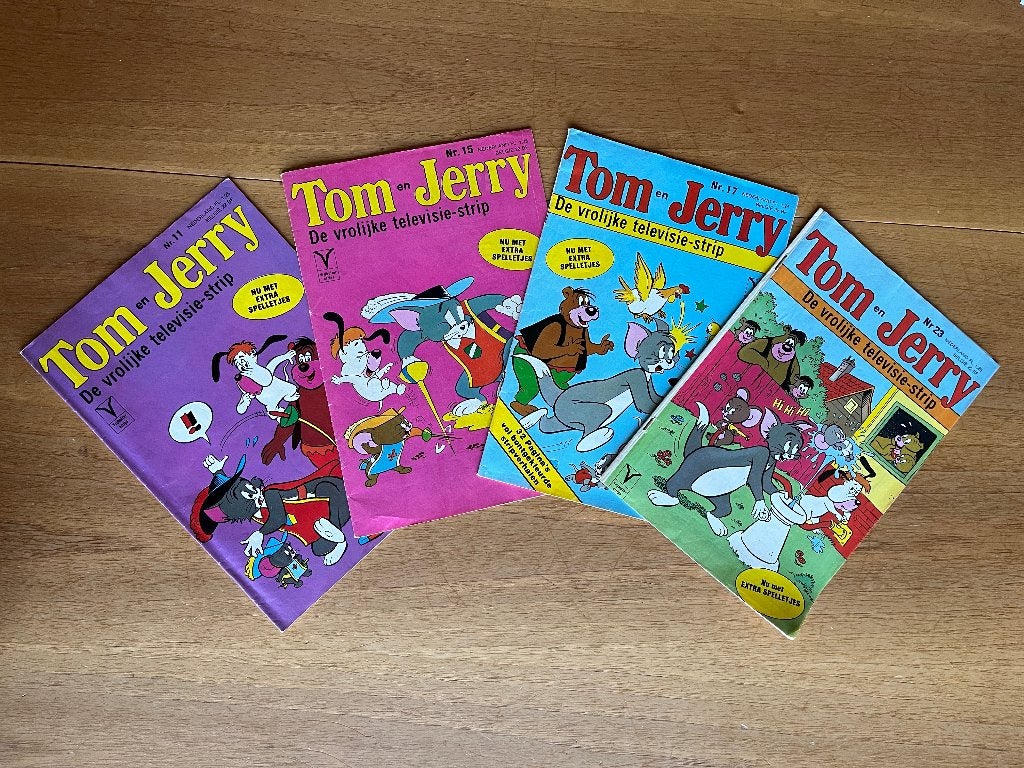 4 stuks Tom en Jerry, de vrolijke televisiestrip, Boeken, Stripverhalen, Meerdere stripboeken, Ophalen of Verzenden, Gelezen