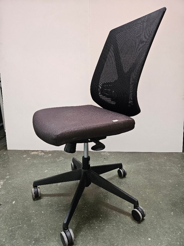Siège bureau ergonomique Viking Realspace, Maison & Meubles, Chaises de bureau, Utilisé, Chaise de bureau, Autres couleurs, Ergonomique