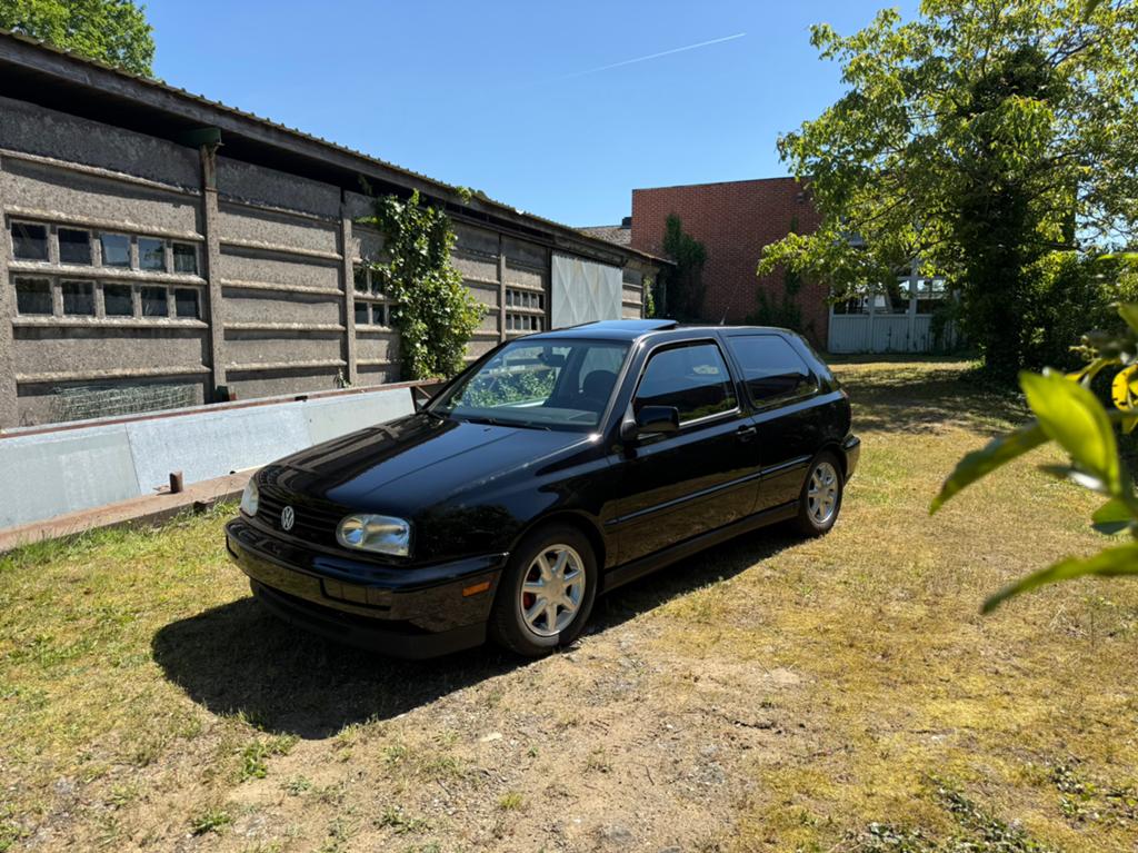 Volkswagen Golf 3 GTI 1997 -> USA COMPLETS ! 2.0 85 kW VW, Autos, Boîte manuelle, Verrouillage central, Achat, Golf