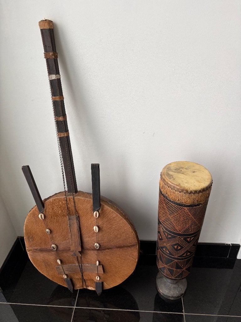 Afrikaanse harpluit en trommel, Antiquités & Art, Enlèvement ou Envoi