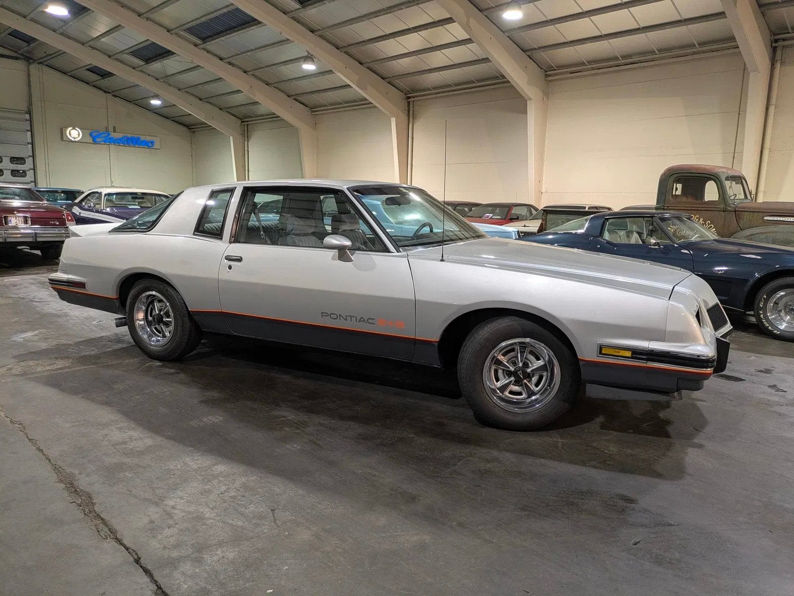 Pontiac Grand-Prix aero coupe 2+2 (bj 1986, automaat), foto 12