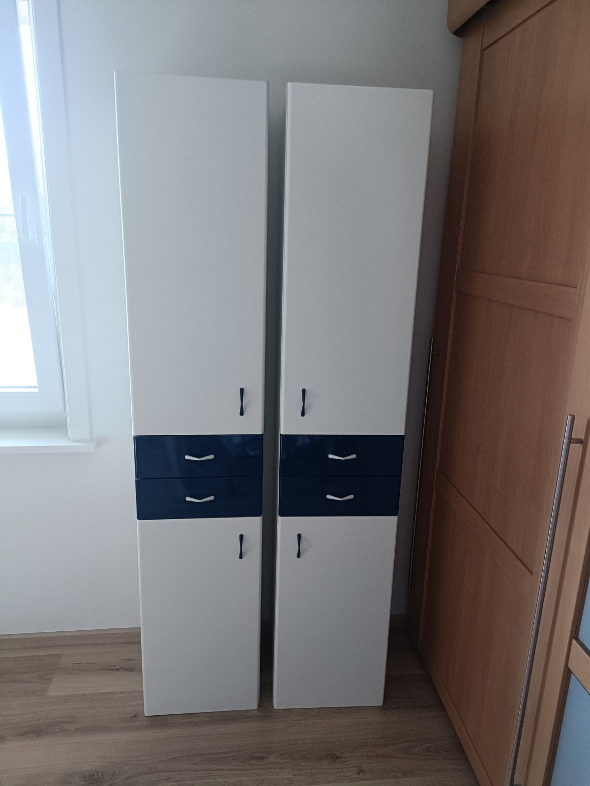 Twee badkamerkastjes, Ophalen, (Half)hoge kast, Minder dan 50 cm, Zo goed als nieuw