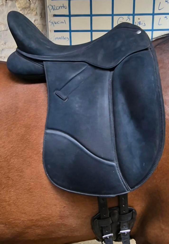 Zgan! Dressuurzadel Wintec Isabell Werth, Dieren en Toebehoren, Paarden en Pony's | Zadels, Zo goed als nieuw, Dressuur, Ophalen of Verzenden